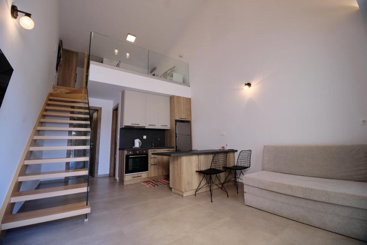 Zefiros Luxury Apartments Sívota Zewnętrze zdjęcie