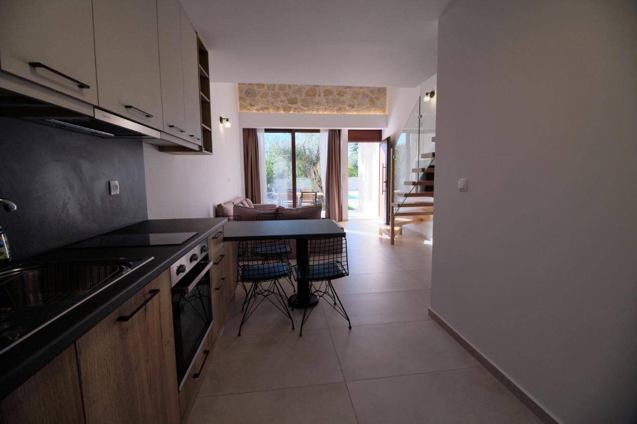 Zefiros Luxury Apartments Sívota Zewnętrze zdjęcie
