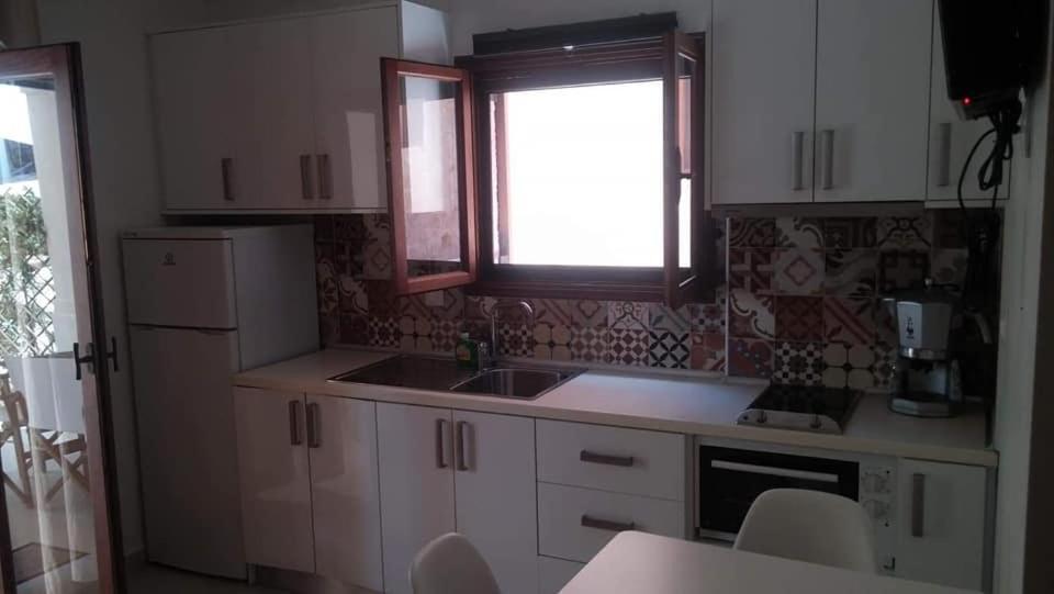 Zefiros Luxury Apartments Sívota Zewnętrze zdjęcie